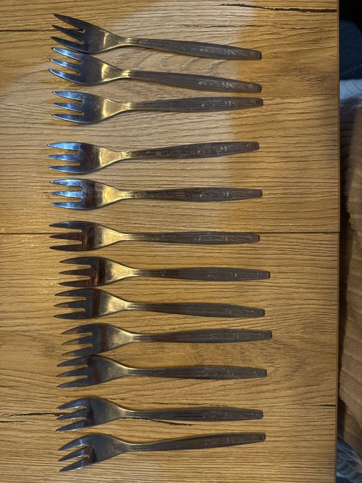 Zestaw 12 widelczyków do ciasta