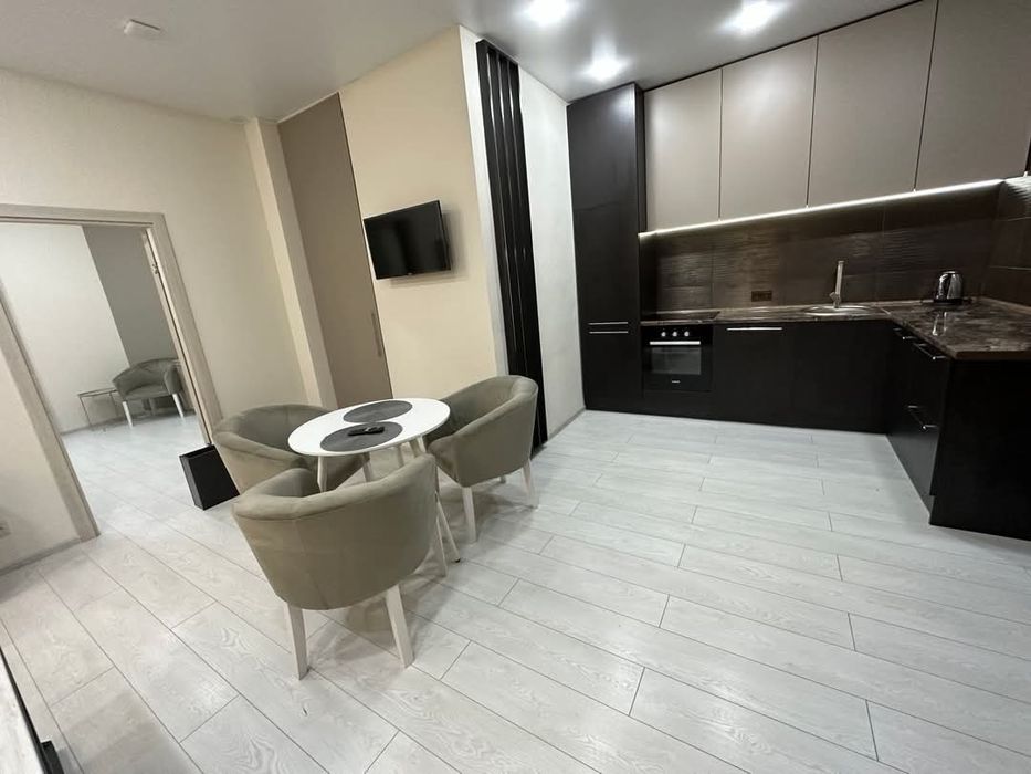 Квартира подобово, погодинно 2 кв у Центрі Тепла