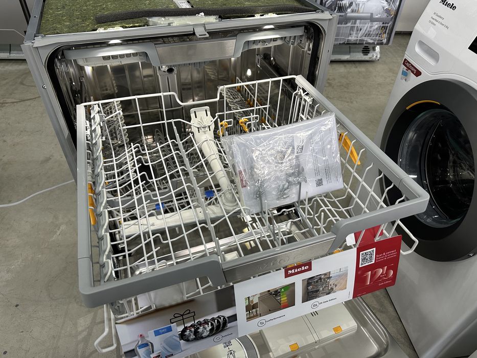 НОВА Посудомийна машина Miele G 7771 SCVI AutoDos 80см. WiFi