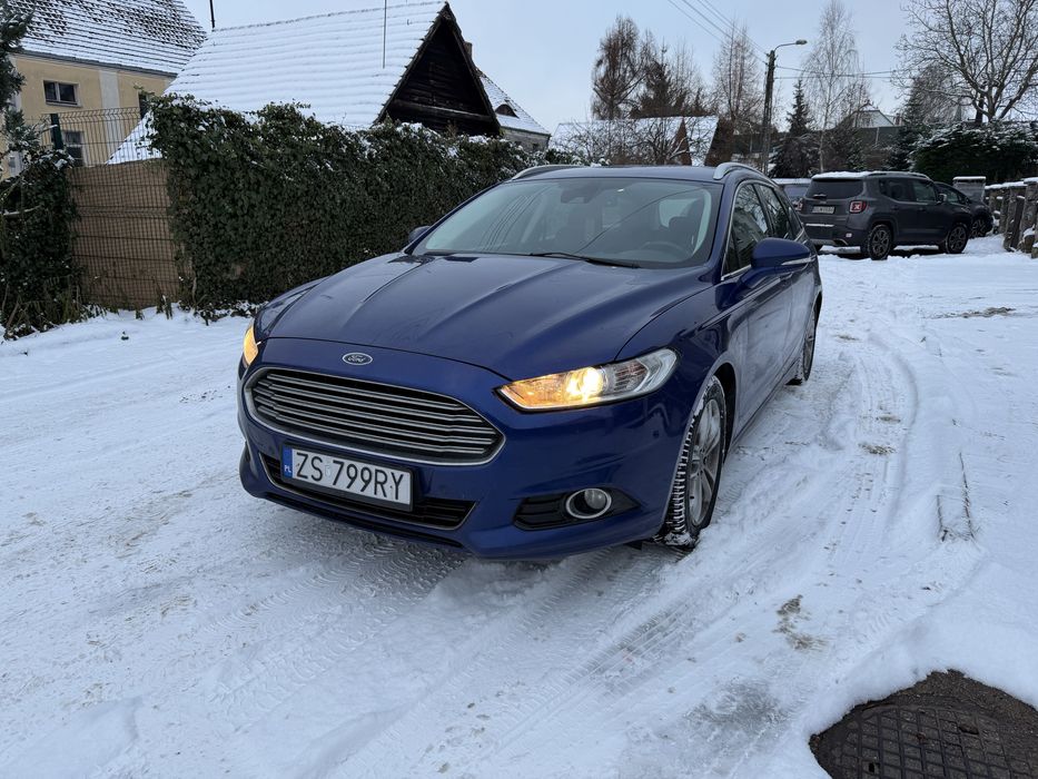 Ford Mondeo Mk5 Titanium sam parkuje 2.0 TDCi 150HP