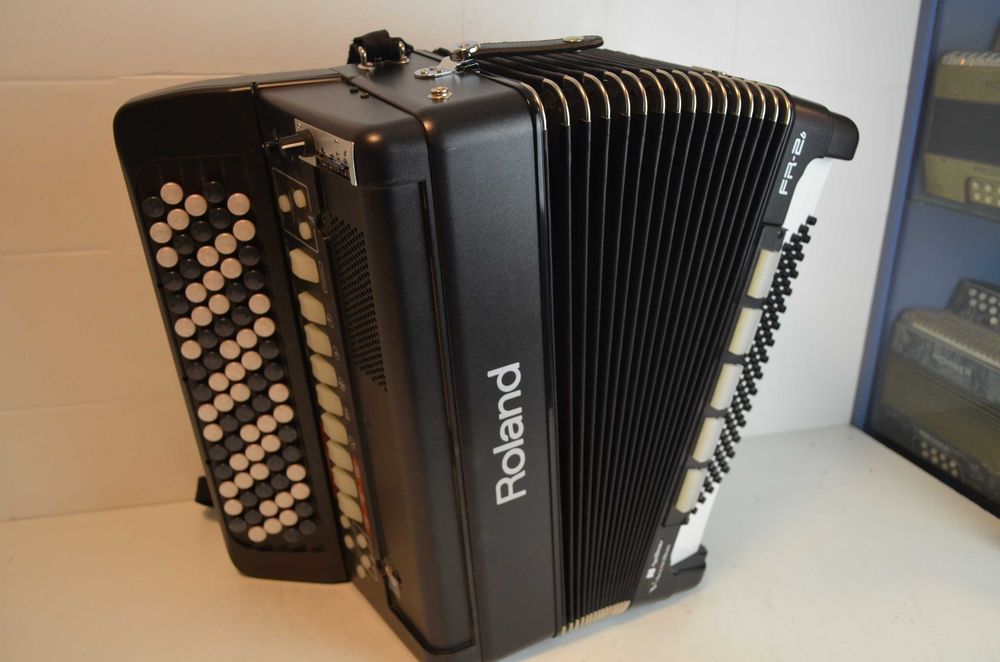 Acordeao roland FR 2