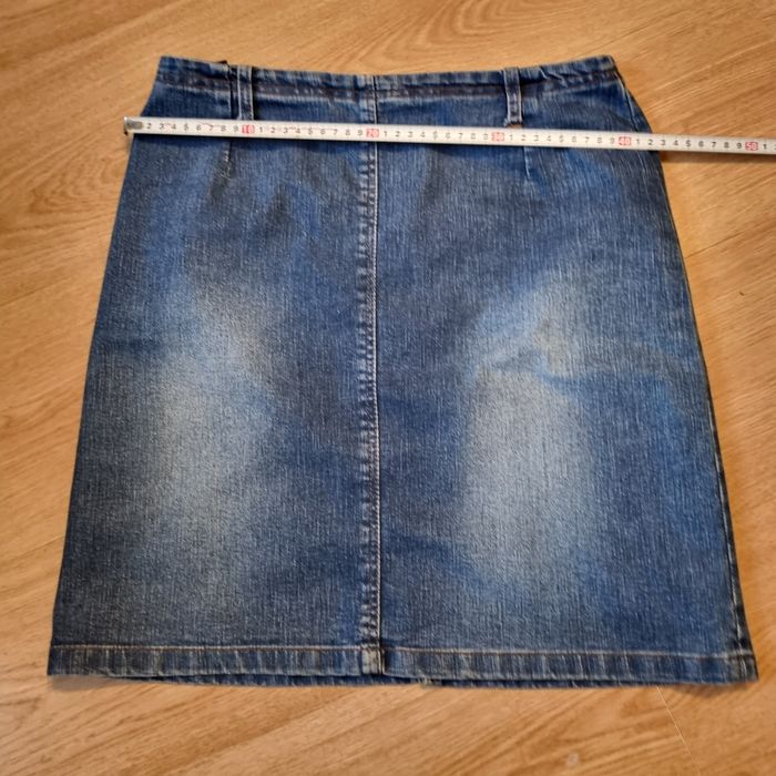 Spódnica jeans r. 40