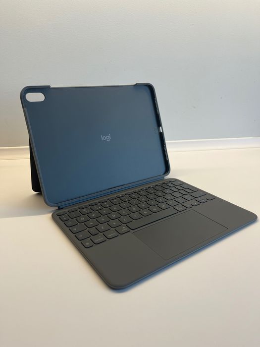 Logitech Combo Touch klawiatura iPad Air 5 gen 11 cali odpinana etui
