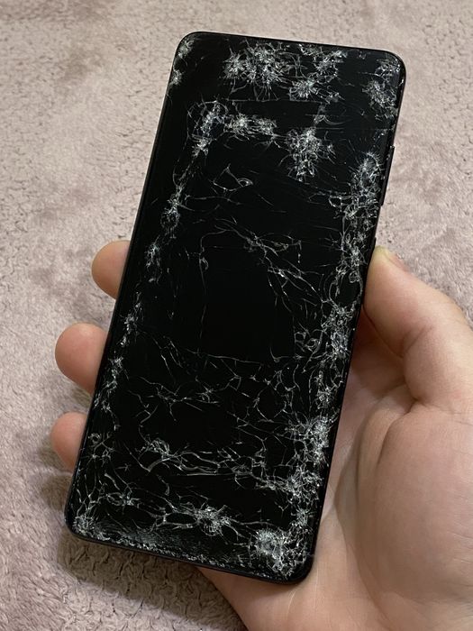 Телефон Samsung S20 plus 128gb