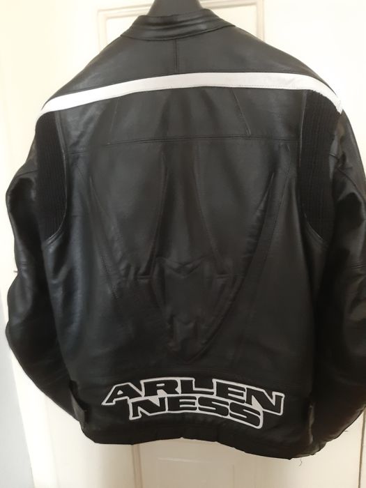 Casaco motard Arlen Ness em pele