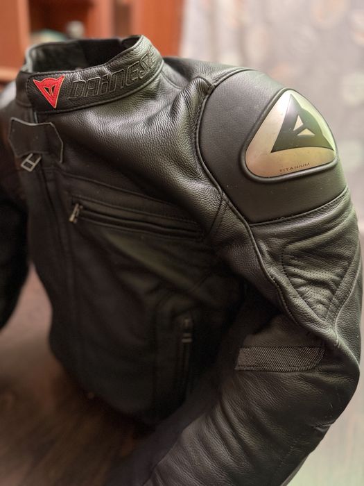 Dainese мотокуртка чоловіча 50 розмір М
