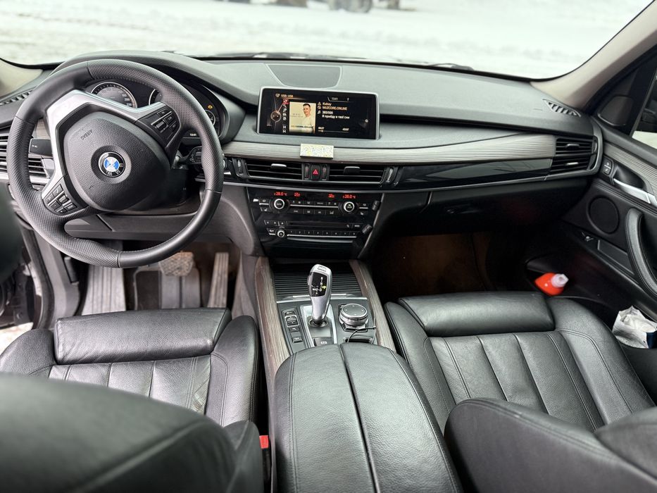 Продам чудовий автомобіль повністю обслужений