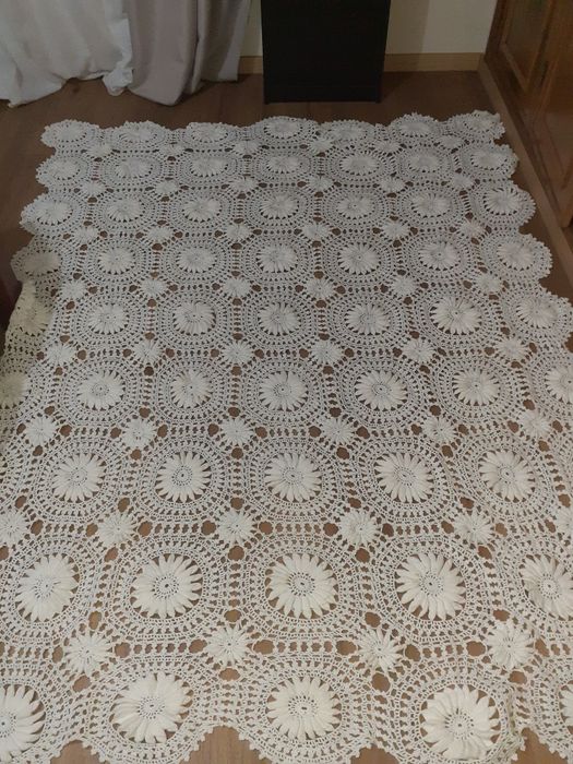Colcha de renda 170x230cm