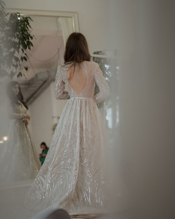 Suknia ślubna z odpinanym trenem