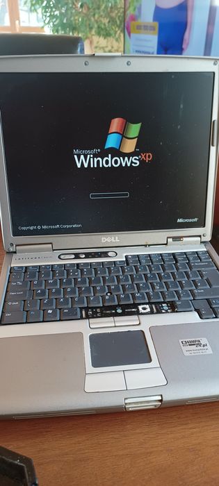 Laptop Dell bez ładowarki