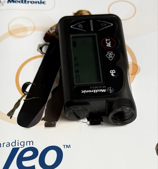Pompa insulinowa Medtronic MiniMed Paradigm Veo