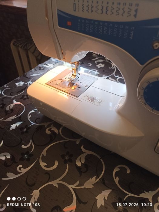 Продам швейну машинку Brother comfort 25A