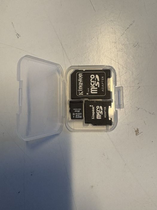 Cartão de memória 8G mais dois adptadores