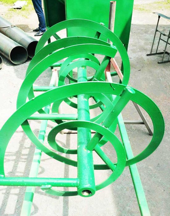 Кормозмішувач кормів, ленточний, горизонтальний міксер 500л