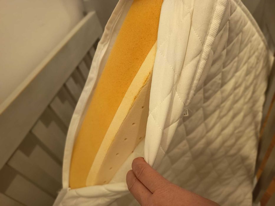 Łóżeczko dla dziecka, z materacem, stan idealny