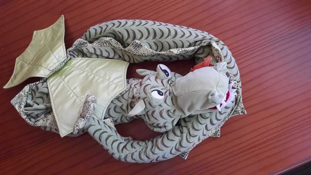Peluche dragão