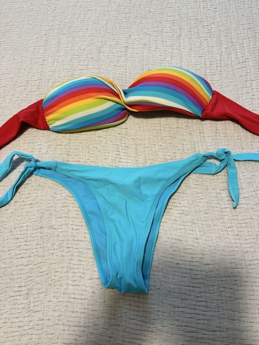 Vendo varios bikinis- 10 euros cada um