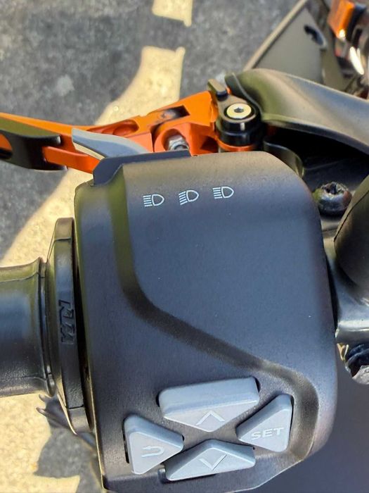 Mota KTM Duke 125 de 2023