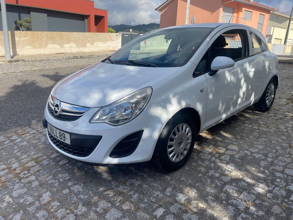 Corsa D cdti  carrinha anda todos os dias