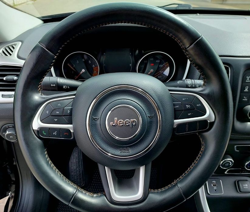 Jeep compass 2018 рік газ/бензин,чудовий стан