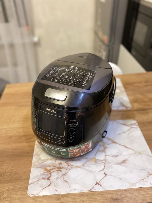Мультиварка Philips HD4749/70