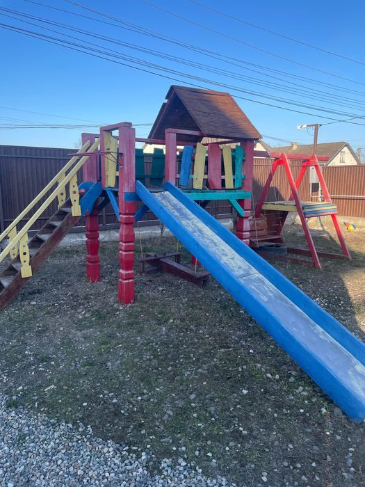 Дитяча площадка (комплекс)
