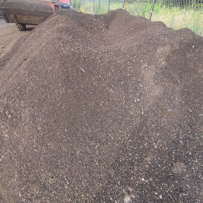 Ziemia do zakładania trawników, premium super jakość, luzem od 3m3