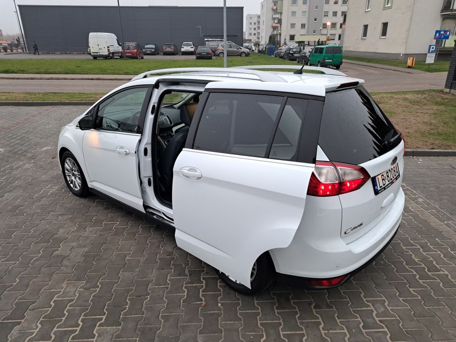 Ford grand c-max 2.0 tdci 140KM 7foteli Titanium