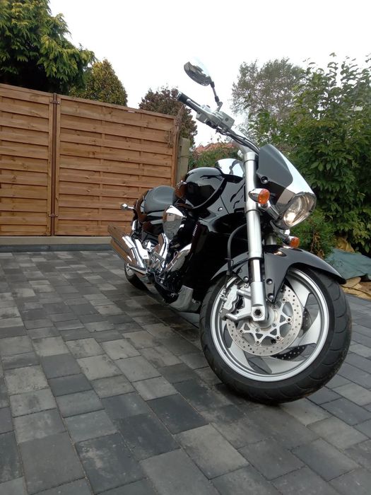 Suzuki VZ Suzuki vzr 1800 salon Polska