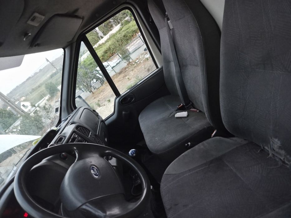 Ford transit 100