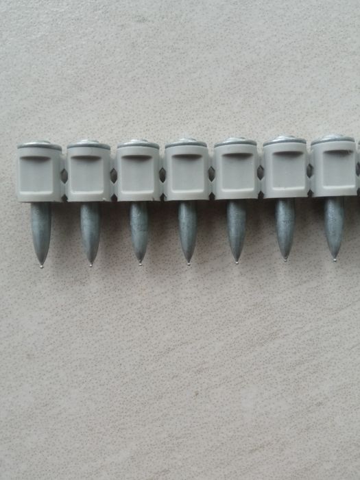 Pregos para hilt