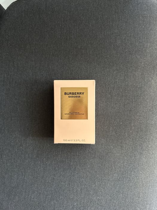 Perfume Burberry Godess 100ml novo