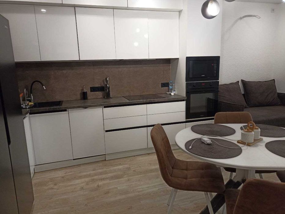 Продажа 2-комнатной квартиры ЖК Вудстория, Винграновского,2