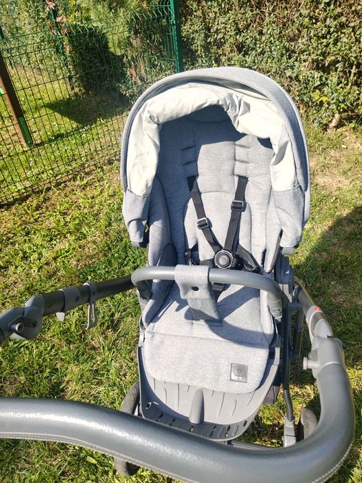 Wózek Roan Bloom 3w1 + Avionaut Pixel Pro – kompletny zestaw