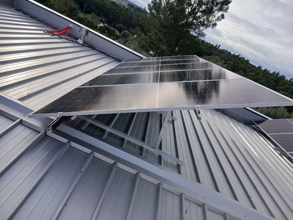 Instalação painéis fotovoltaicos