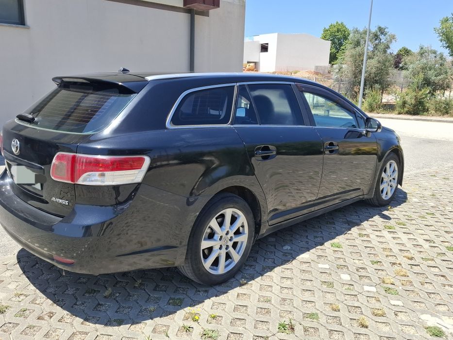 Toyota Avensis SW — fotografia 3