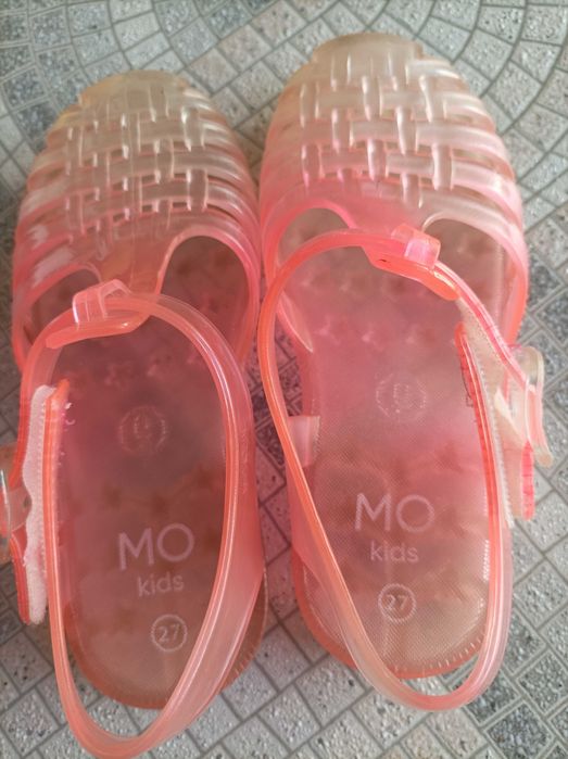 Sandálias de piscina