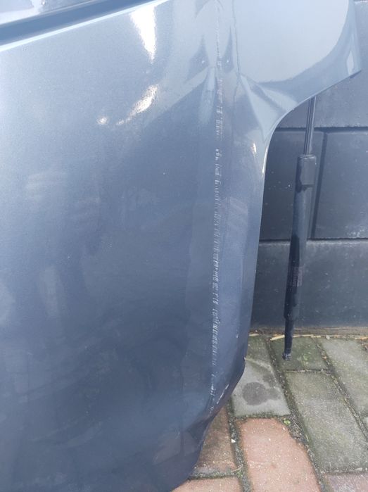 Klapa od Nissana Pathfinder R51