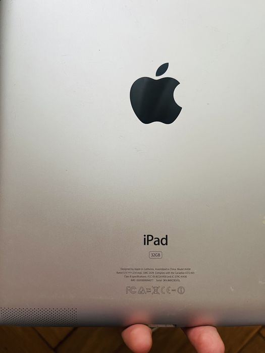 Apple iPad (3-го поколения) 32 гб