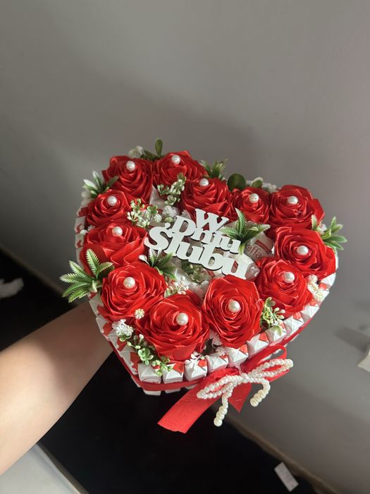 Box kinderki raffaello róże ze wstazki