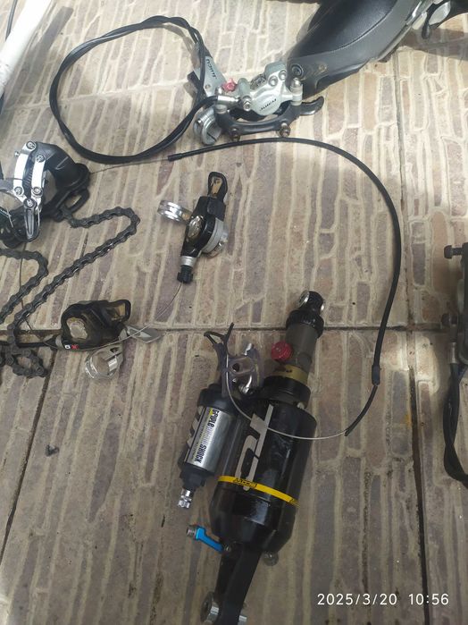 Material  bicicleta BTT Scott