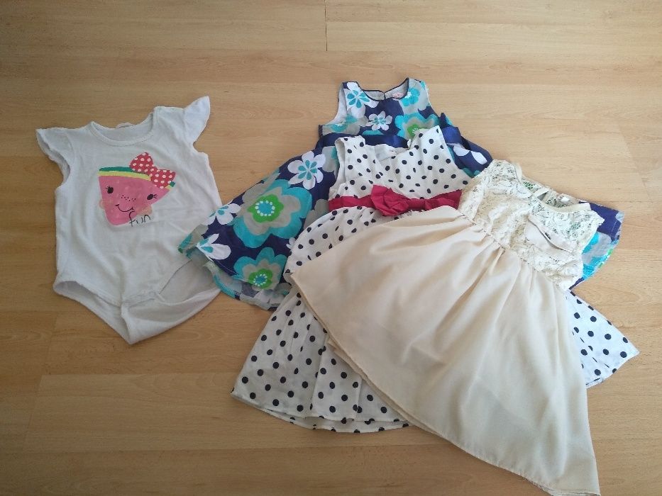 Sukienki- sukieneczki rozm. 92