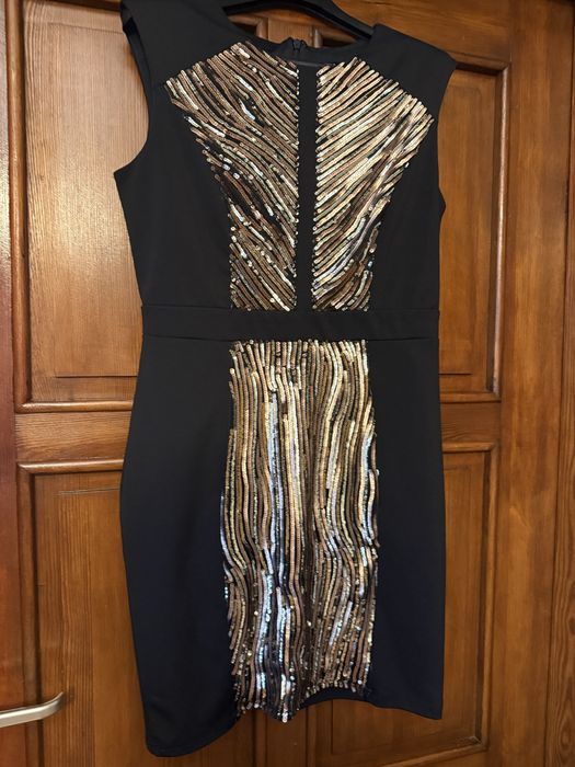 Elegancka czarna sukienka z cekinam sylwester domowka