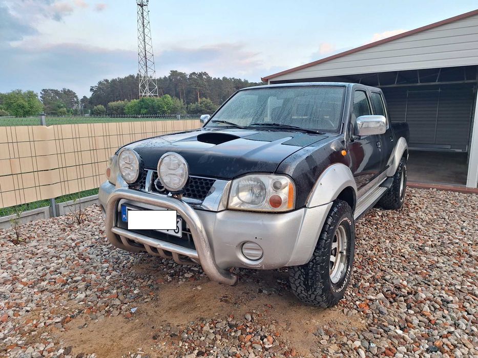 Nissan Navara 2.7 4x4 zdrowa rama pickup