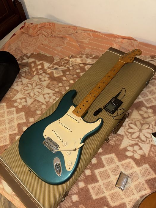 Fender Stratocaster American Vintage 57 Blue Ocean Turquoise