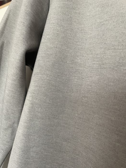 Sukienka szara elegancka ołówkowa dekolt w serek S M