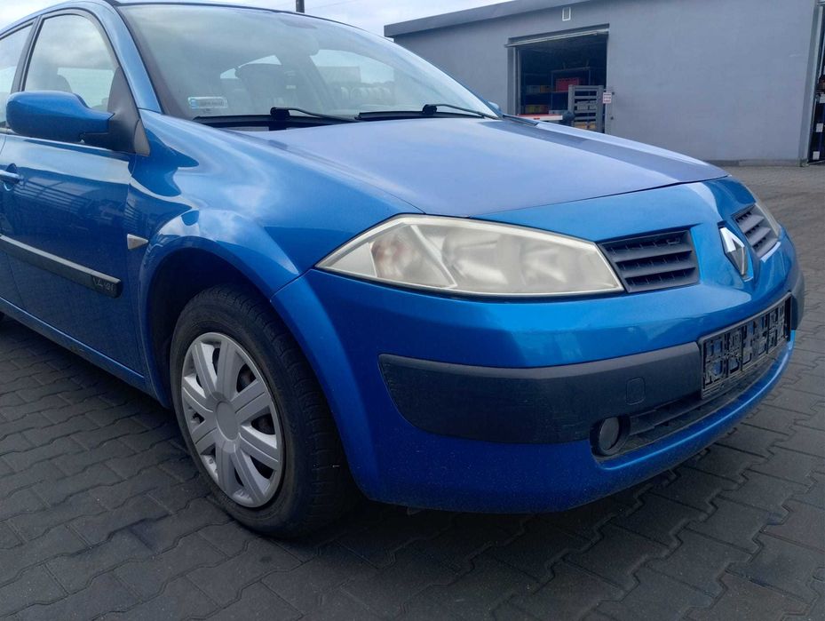 zderzak przód przedni Renault Megane 2 II HB TEI45, części