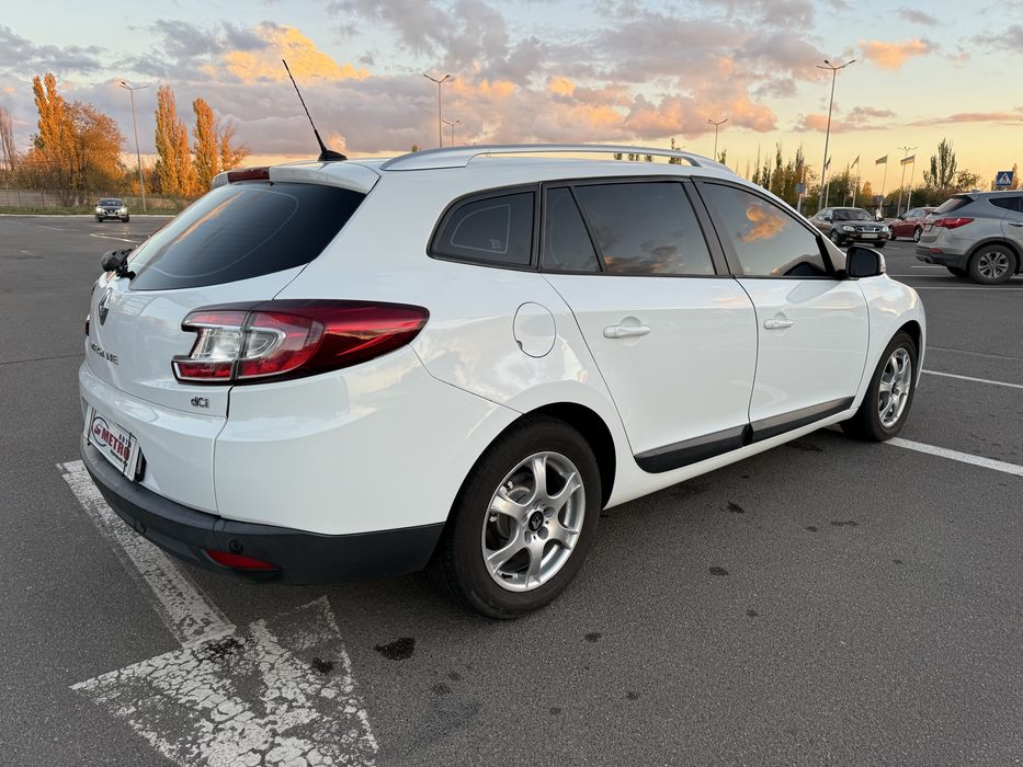 Renault (2228) Megane (ВНЕСОК від 30%) Авторинок МЕТРО Кривий Ріг