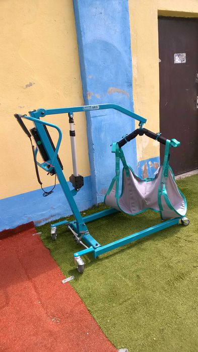 Podnośnik transportowy pacjenta AKS Foldy do 150kg. Dostawa Śląsk