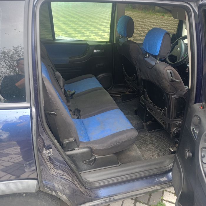 Продам авто Opel Zafira a